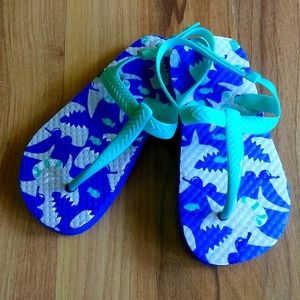 Boys flip flops